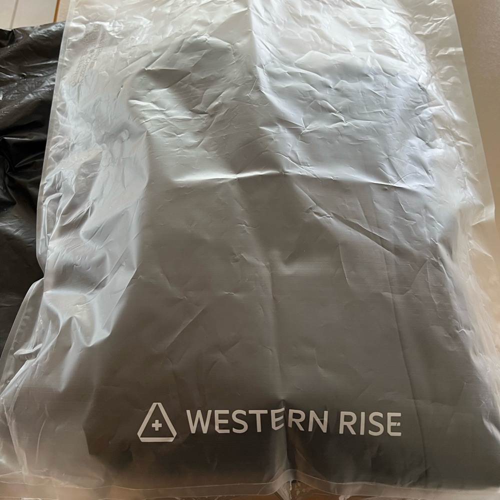 Western Rise Airloft Jacket - Picture 4 of 5